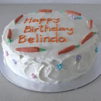 Carrot Cake with Cream Cheese Icing, Fondant Details